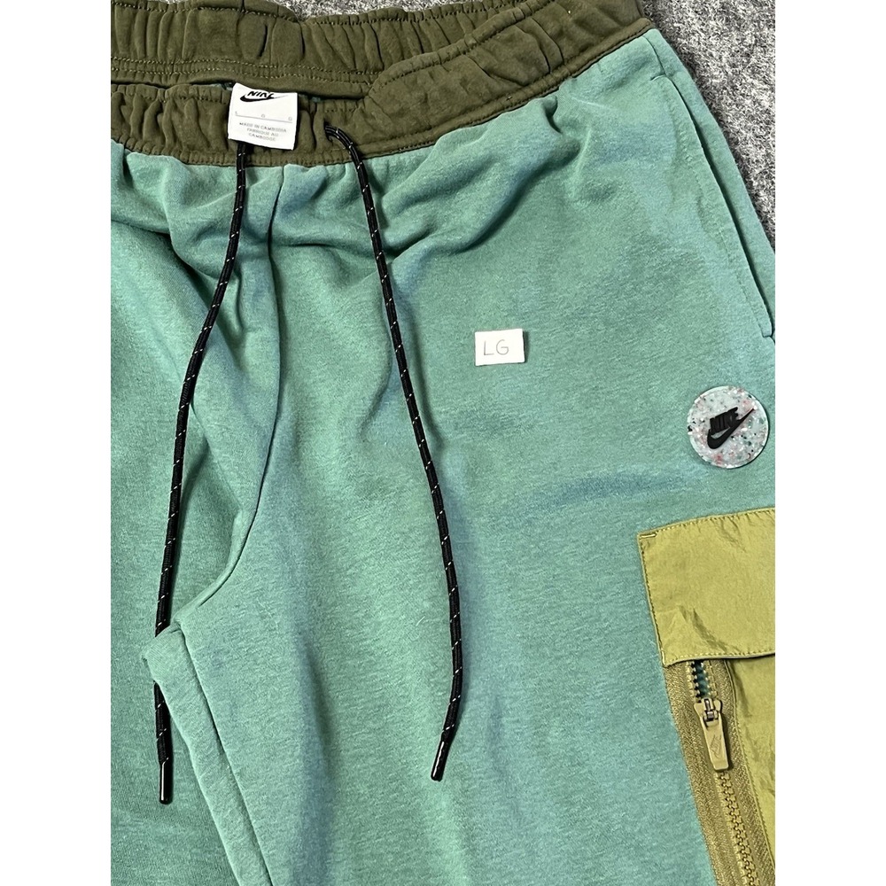 Nike Cargo Sweatpants Mens‎ L Green Olive Utility Joggers Nylon Pocket NSW Style